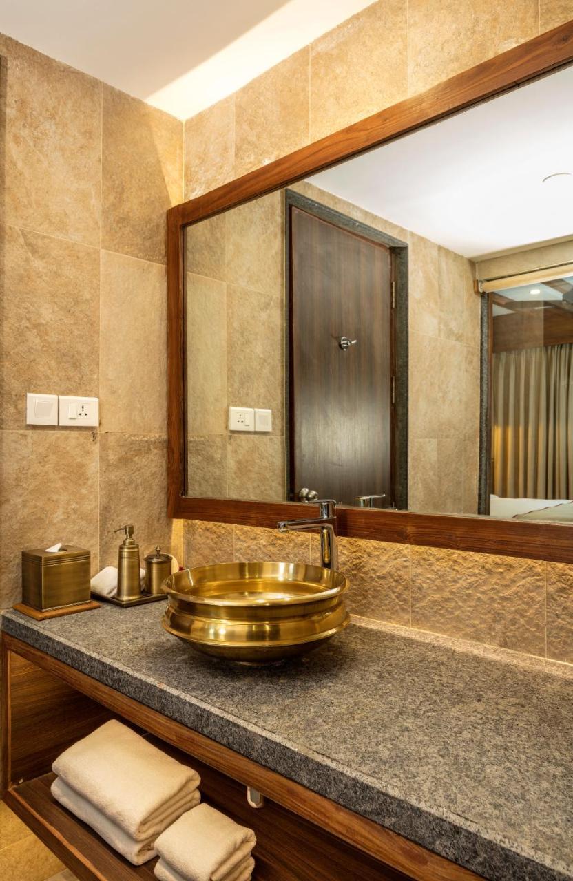 Nepali Ghar Hotel Катманду Экстерьер фото